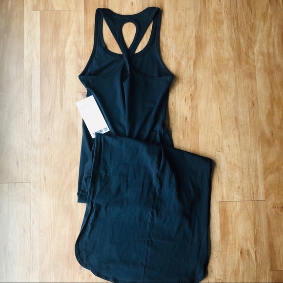 LULULEMON black dress - Picture 7 of 7